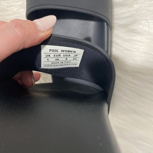 New Balenciaga Paris logo‎ pool slides size 38EU - Picture 8 of 10